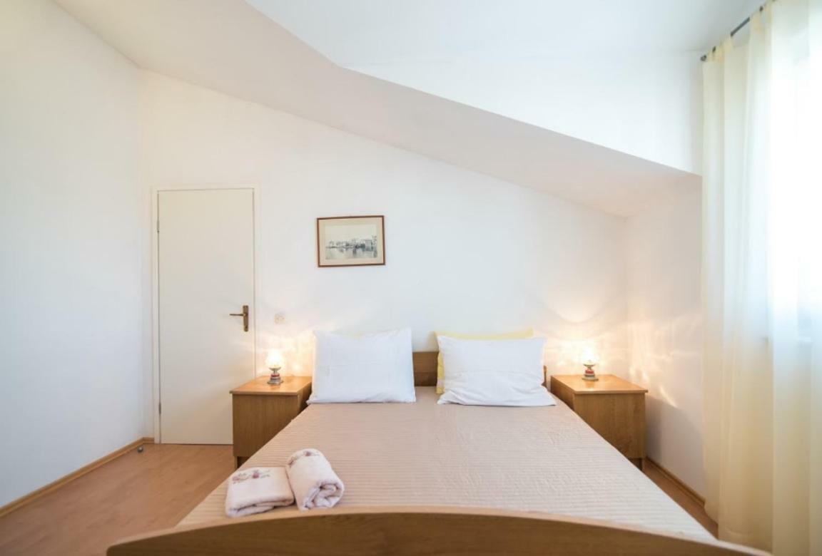 Apartments Petranic San Pietro di Brazza Esterno foto